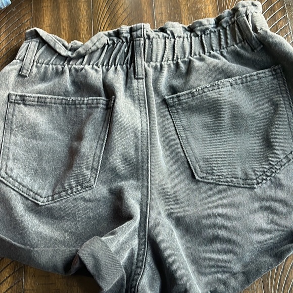 jean shorts black - Picture 3 of 3